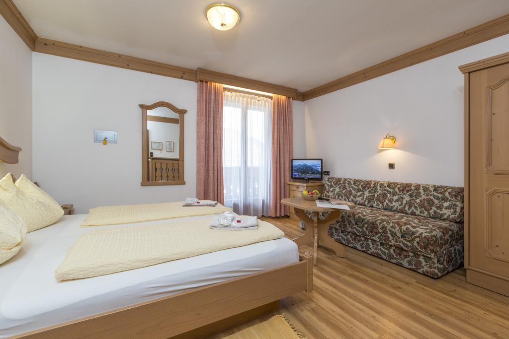 Landhotel Tharerwirt Olang Екстер'єр фото